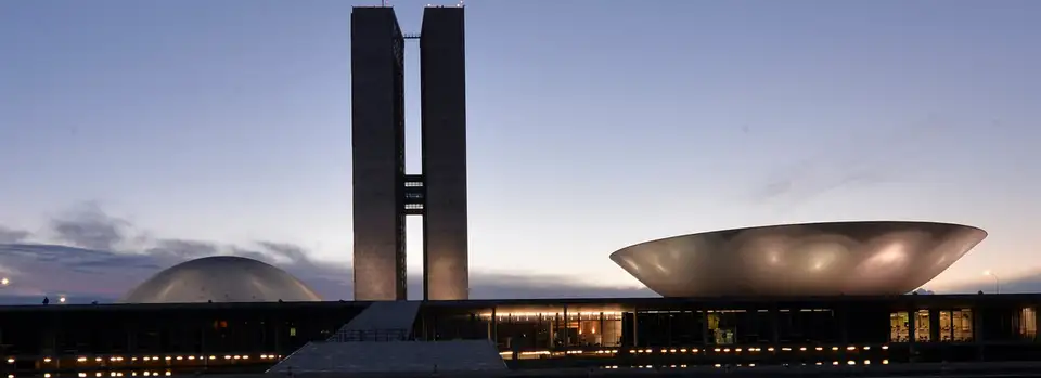 Senado aprova perdão de dívidas e novo teto de R$ 140 mil para MEIs